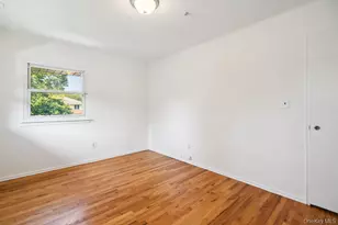 72 Winthrop Rd, Plainview, NY 11803 - Photo 19