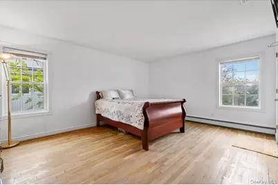 960 Cliffside Avenue, Woodmere, NY 11581 - Photo 11