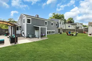 121 Lowell Rd, Sayville, NY 11782 - Photo 19