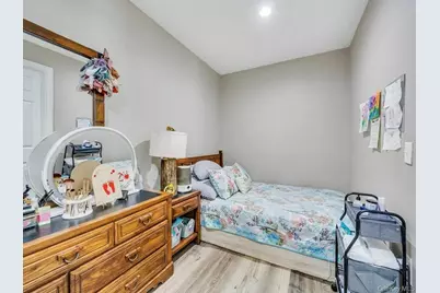 48 E Grove Street, Massapequa, NY 11758 - Photo 29