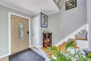 48 E Grove St, Massapequa, NY 11758 - Photo 5