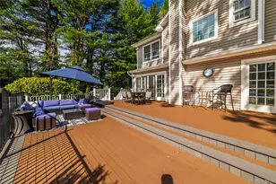 4 Crabapple Ct, Mount Sinai, NY 11766 - Photo 11