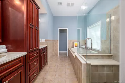 4 Crabapple Court, Mount Sinai, NY 11766 - Photo 25