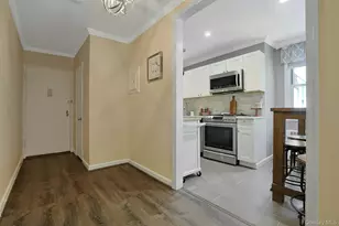 15 Bryant Crescent, White Plains, NY 10605 - Photo 3