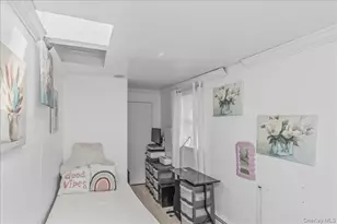 14 Lurcott Ln, Central Islip, NY 11722 - Photo 19