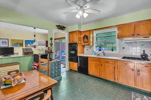 261 W Pulaski Rd, Huntington Station, NY 11746 - Photo 7