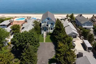 136 Asharoken Ave, Northport, NY 11768 - Photo 5