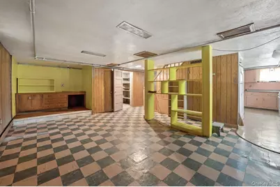 65 Lyons Road, Scarsdale, NY 10583 - Photo 19