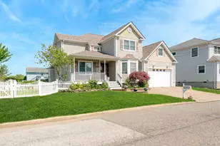 2683 Peconic Ave, Seaford, NY 11783 - Photo 35