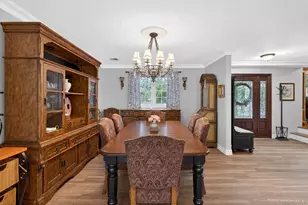 29 Alister Cir, East Northport, NY 11731 - Photo 7