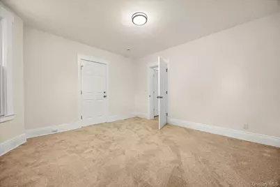 9547 115th Street, Richmond Hill, NY 11419 - Photo 9