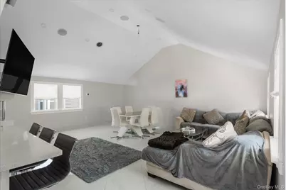 161-28 98th Street, Howard Beach, NY 11414 - Photo 17