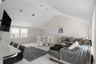 161-28 98th St, Howard Beach, NY 11414 - Photo 17
