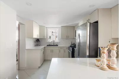 161-28 98th Street, Howard Beach, NY 11414 - Photo 9