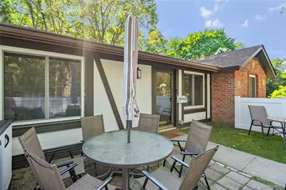 128 Birchwood Road, Medford, NY 11763 - Photo 19