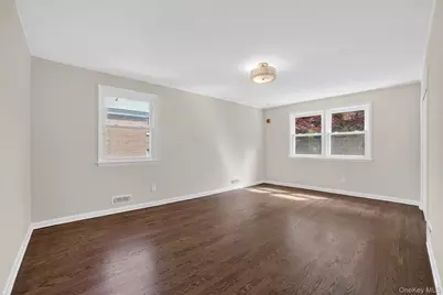 205 Soundview Avenue, White Plains, NY 10606 - Photo 31