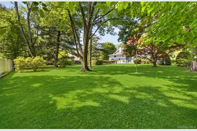205 Soundview Avenue, White Plains, NY 10606 - Photo 41