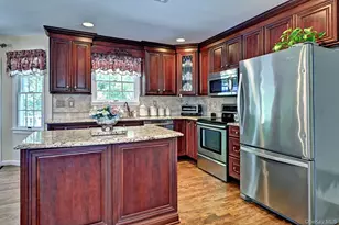 202 Fairway Dr, Wading River, NY 11792 - Photo 11