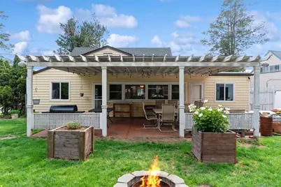83 Brittle Lane, Hicksville, NY 11801 - Photo 19