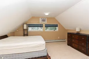 83 Brittle Ln, Hicksville, NY 11801 - Photo 15