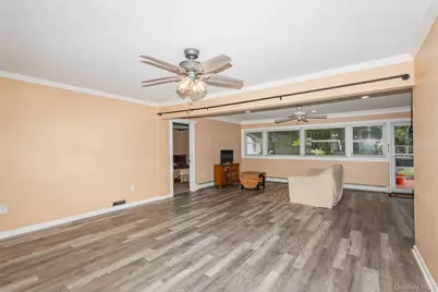 83 Brittle Lane, Hicksville, NY 11801 - Photo 9