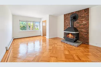 32-19 201st Street, Bayside, NY 11361 - Photo 5