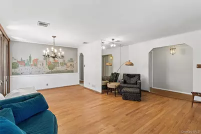 15142 24th Avenue, Whitestone, NY 11357 - Photo 5