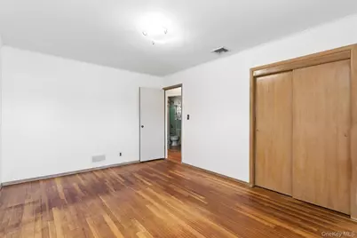 15142 24th Avenue, Whitestone, NY 11357 - Photo 15