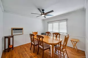 19 Oakland Ave, Miller Place, NY 11764 - Photo 13