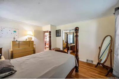 19 Oakland Avenue, Miller Place, NY 11764 - Photo 15