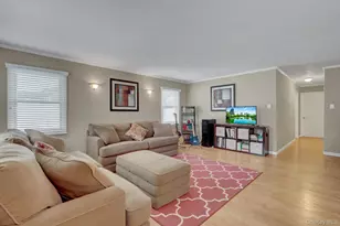 32 Strathmore Village Dr, South Setauket, NY 11720 - Photo 7