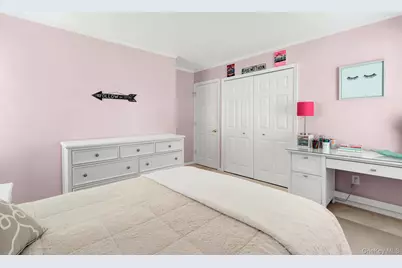 32 Strathmore Village Drive, South Setauket, NY 11720 - Photo 21