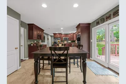 2 Seaview Ledge, Shoreham, NY 11786 - Photo 9
