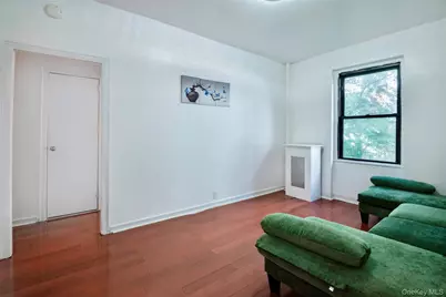 21-77 33rd Street #2A, Astoria, NY 11105 - Photo 3
