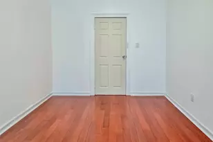 21-77 33rd St, Astoria, NY 11105 - Photo 7