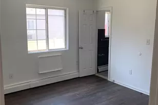 142-28 123rd Ave, Jamaica, NY 11436 - Photo 3