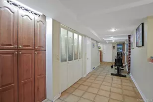 64-04 78th St, Middle Village, NY 11379 - Photo 19