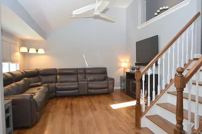 19 Viceroy Place, Port Jefferson Station, NY 11776 - Photo 3