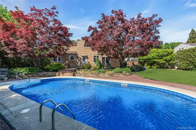 18 Ron Court, Commack, NY 11725 - Photo 33