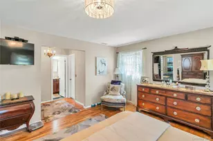 18 Ron Ct, Commack, NY 11725 - Photo 19