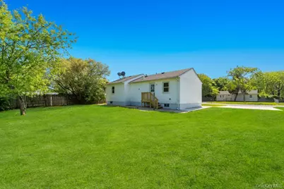 941 Provost Avenue, Bellport, NY 11713 - Photo 7