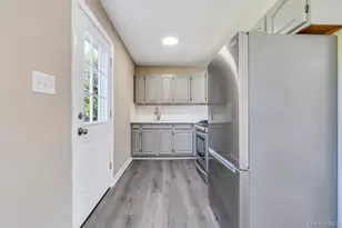 941 Provost Ave, Bellport, NY 11713 - Photo 15