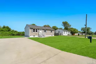 941 Provost Ave, Bellport, NY 11713 - Photo 3