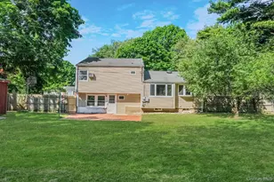 41 Brand Dr, Huntington, NY 11743 - Photo 27