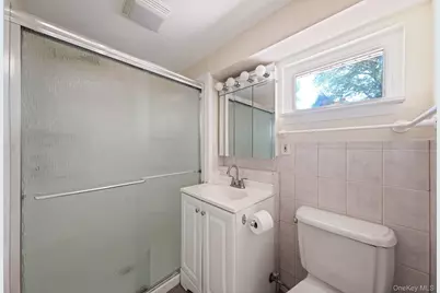 41 Brand Drive, Huntington, NY 11743 - Photo 19