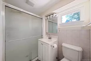 41 Brand Dr, Huntington, NY 11743 - Photo 19