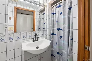 1210 Lakewood Pl, Bronx, NY 10461 - Photo 17