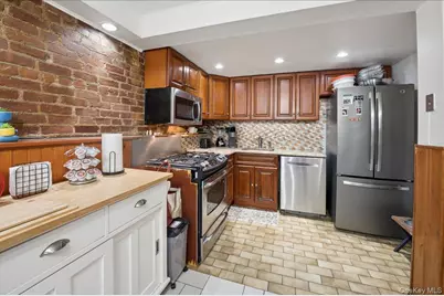 1210 Lakewood Place, Bronx, NY 10461 - Photo 21