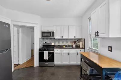 117 Greenvale Avenue, Yonkers, NY 10703 - Photo 3