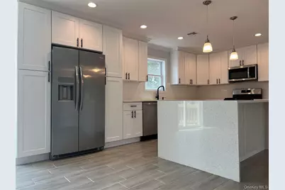 35 Babylon Road, Mastic Beach, NY 11951 - Photo 7